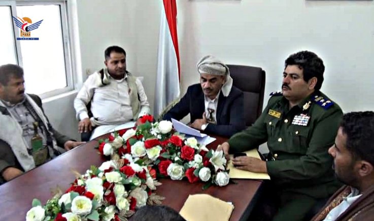 محافظ تعز يناقش إجراءات متابعة ملف المتطورطين بالخيانة